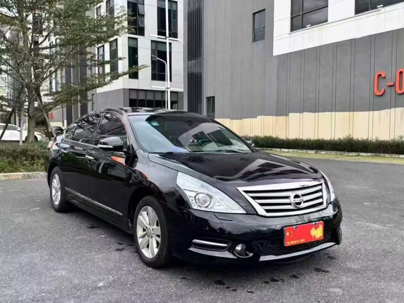 广州10年日产天籁2