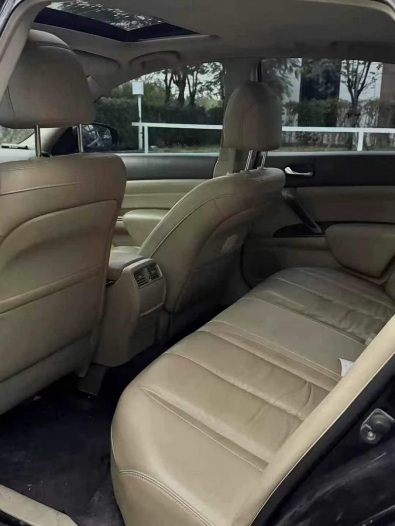 广州10年日产天籁5