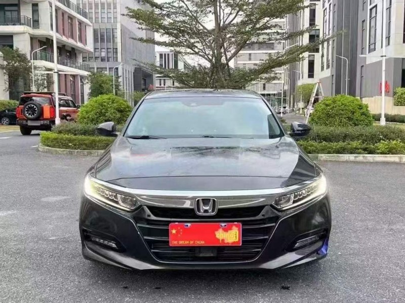 广州18年本田雅阁1