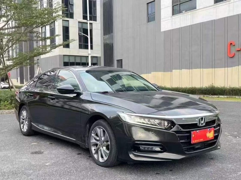 广州18年本田雅阁2