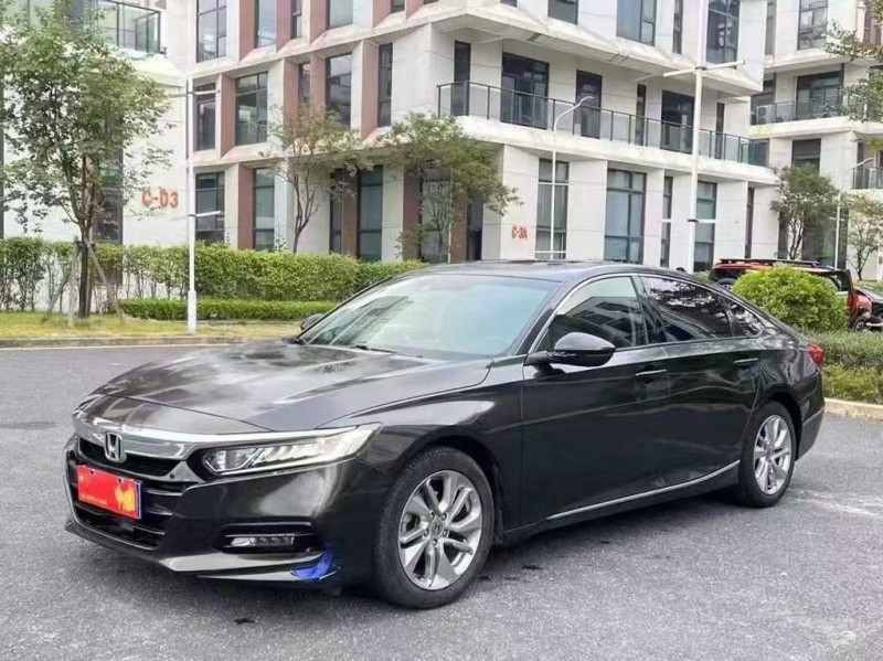 广州18年本田雅阁3