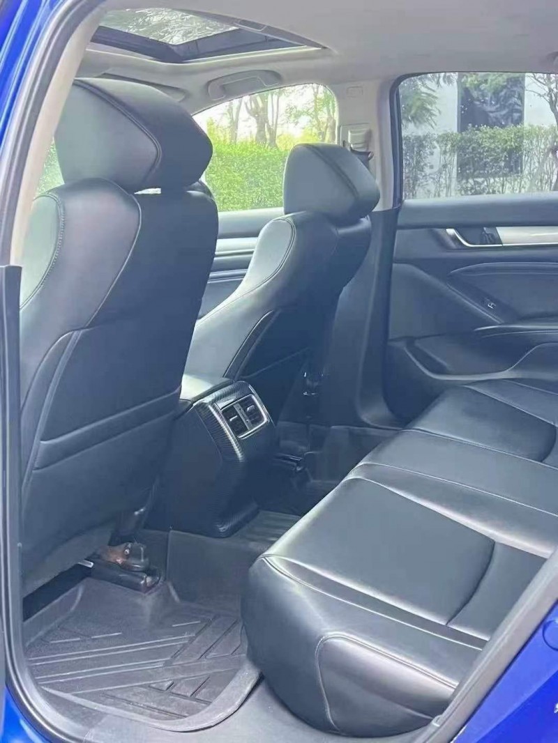 广州18年本田雅阁9