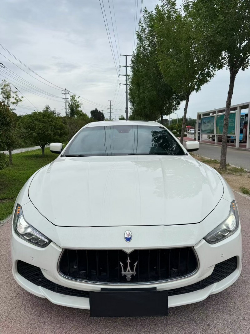 枣庄15年玛莎拉蒂Ghibli1