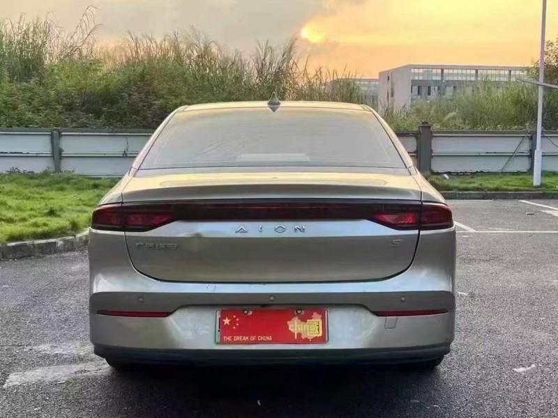 广州22年传祺埃安S5