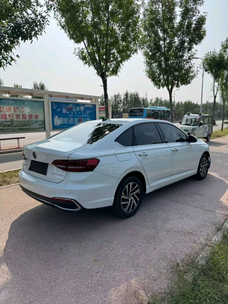 东营22年大众朗逸7