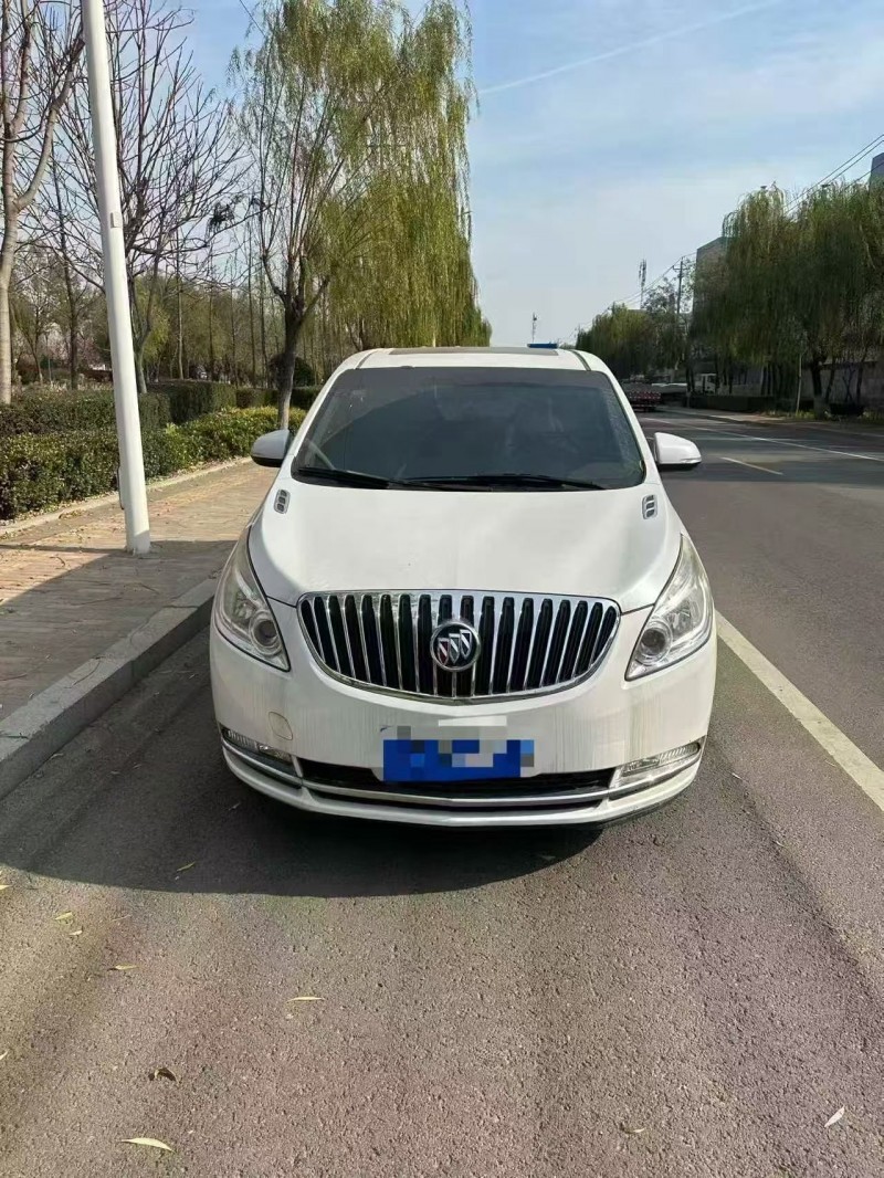 东营13年别克GL81