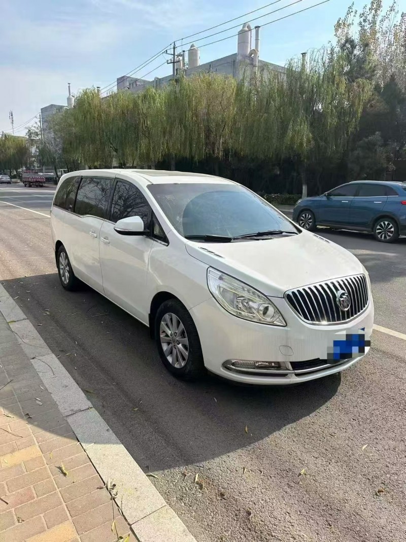 东营13年别克GL82