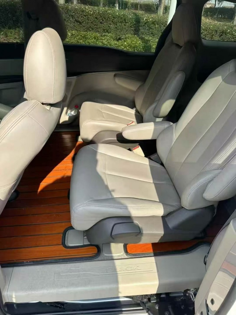 东营13年别克GL84