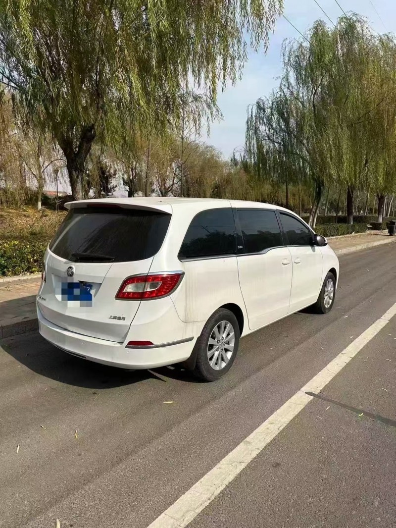 东营13年别克GL87