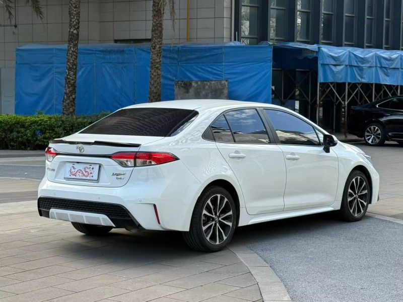 佛山22年丰田雷凌9