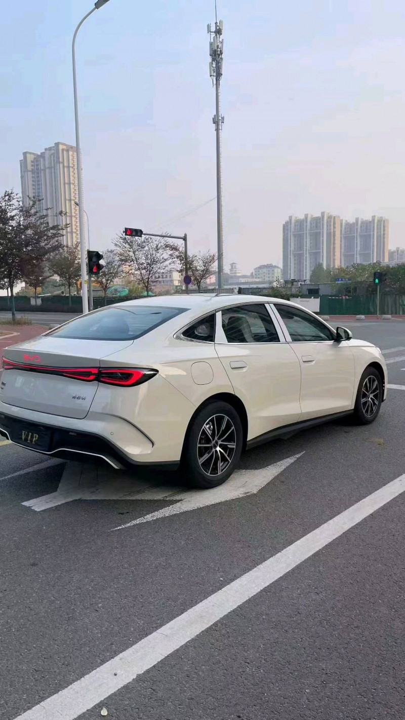 烟台25年比亚迪海豹5