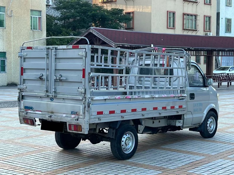 汕头23年瑞驰EC31微卡8