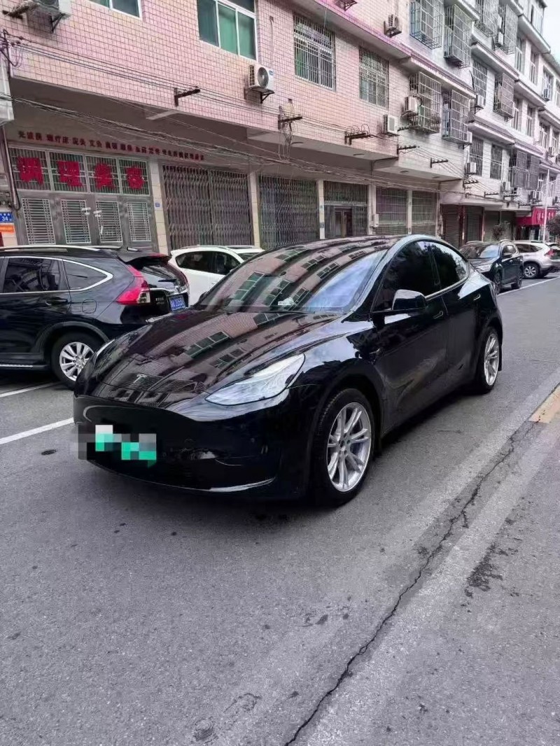 邵阳23年特斯拉MODEL Y2