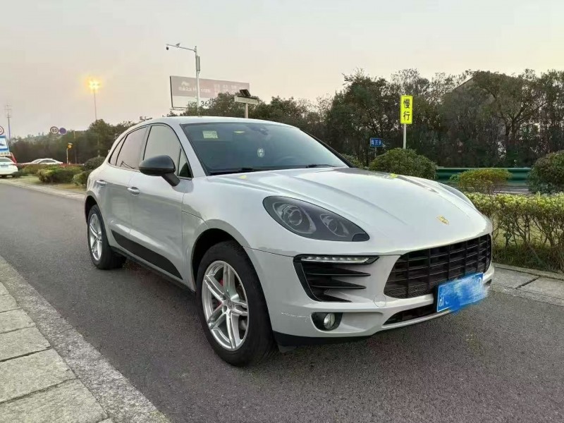 嘉兴16年保时捷Macan3