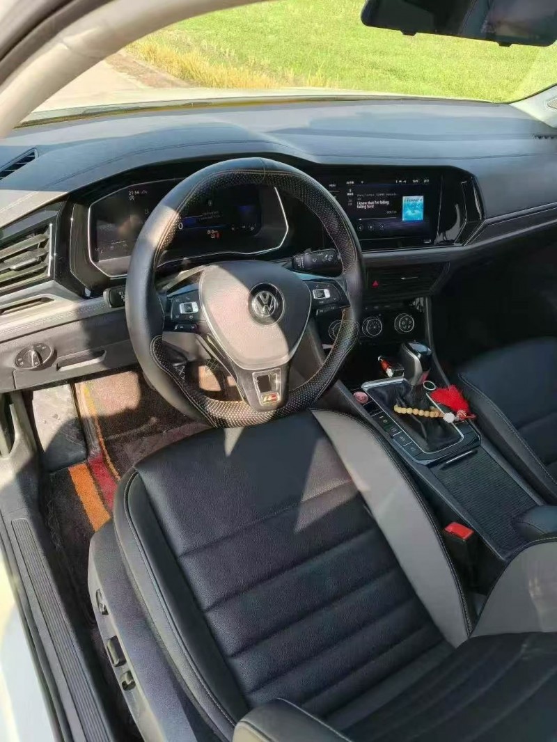 嘉兴21年大众速腾5