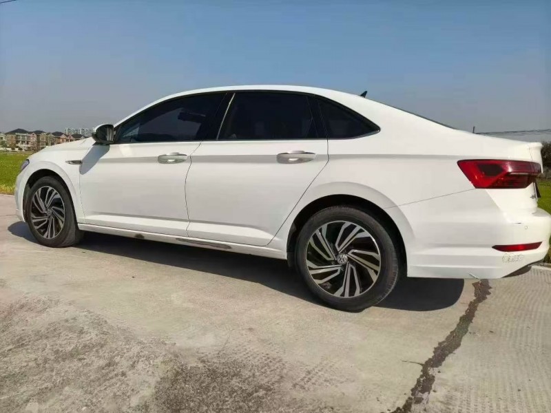 嘉兴21年大众速腾8