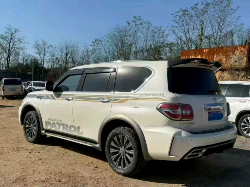 青岛17年日产途乐7