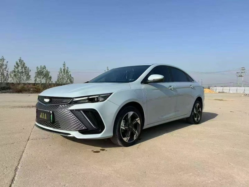 张家口23年吉利帝豪3