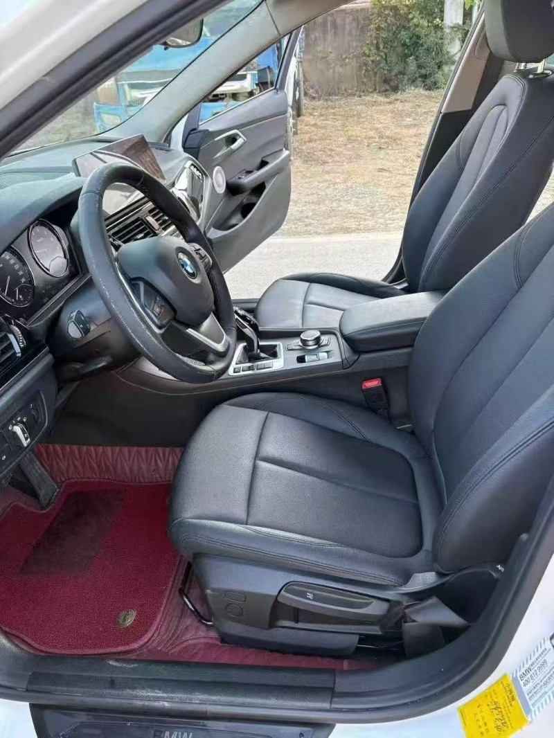 徐州23年宝马1系5