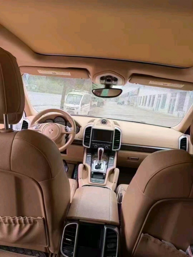 潍坊14年保时捷卡宴6