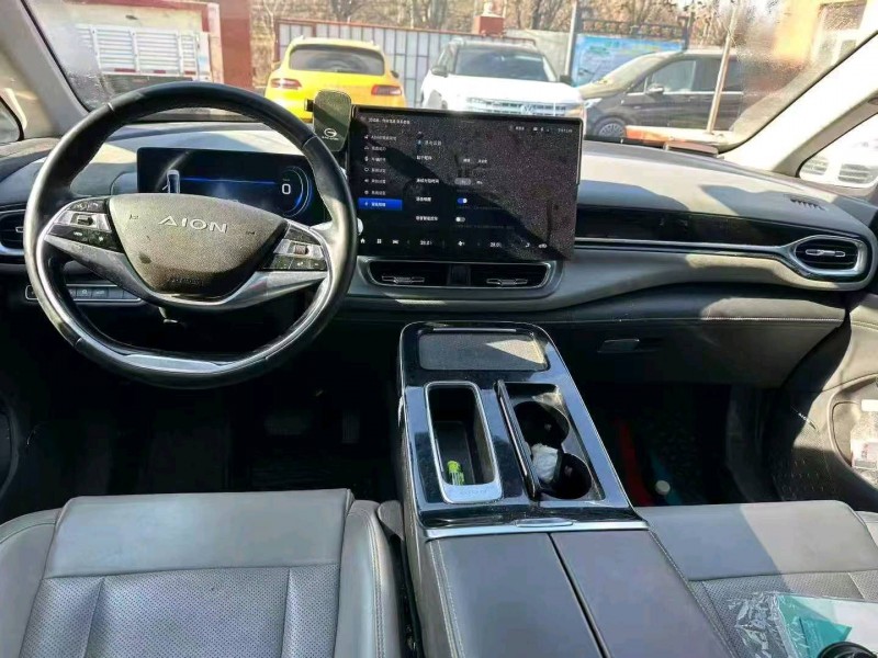 淄博24年传祺埃安V4