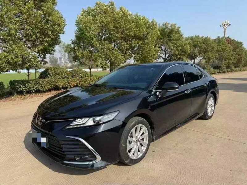 连云港22年丰田凯美瑞2