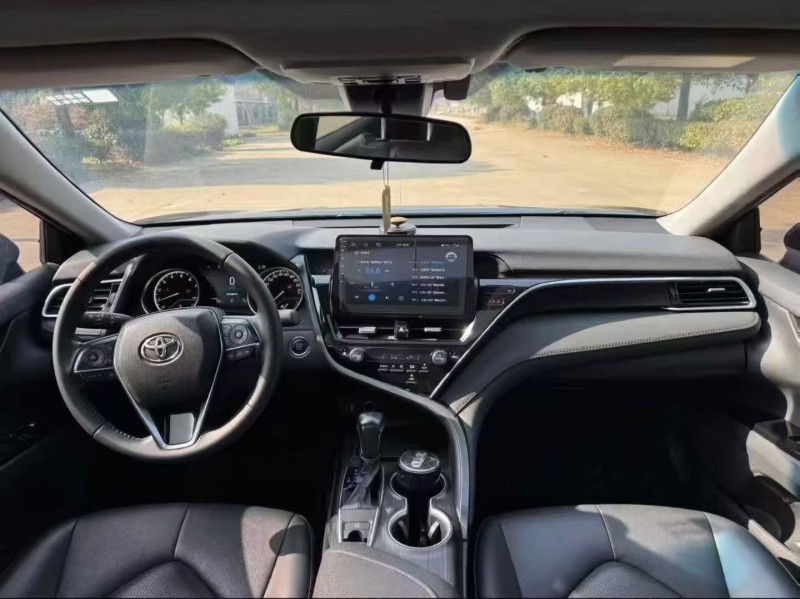 连云港22年丰田凯美瑞7