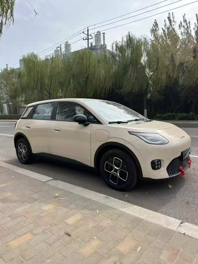 济宁25年传祺埃安RT3