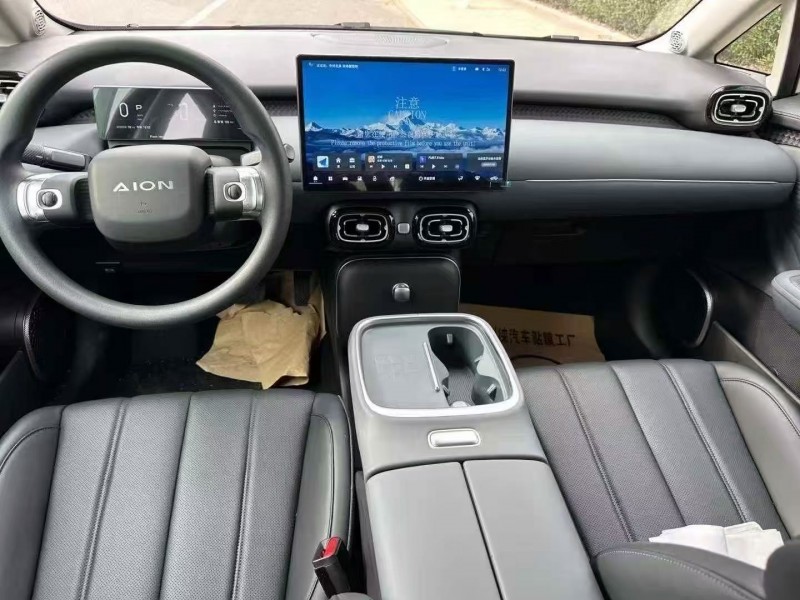 济宁25年传祺埃安RT4