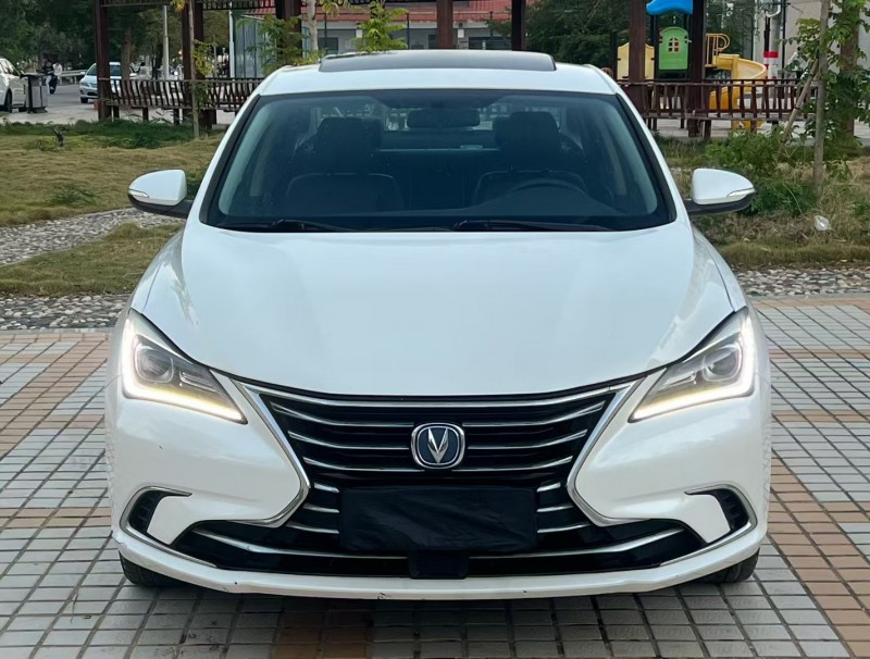 汕头18年长安汽车逸动1