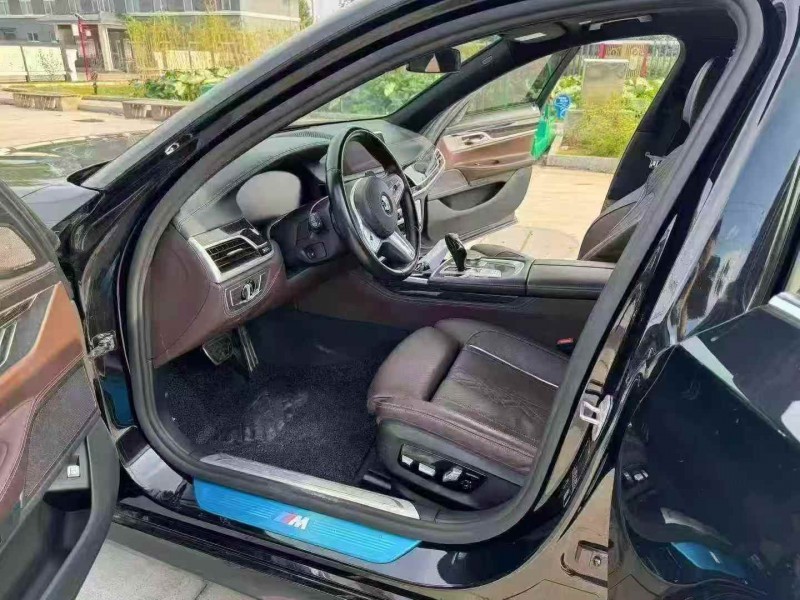 徐州21年宝马7系3