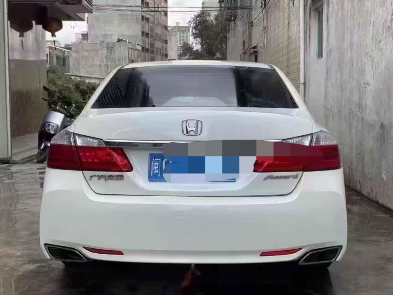 汕尾15年本田雅阁3