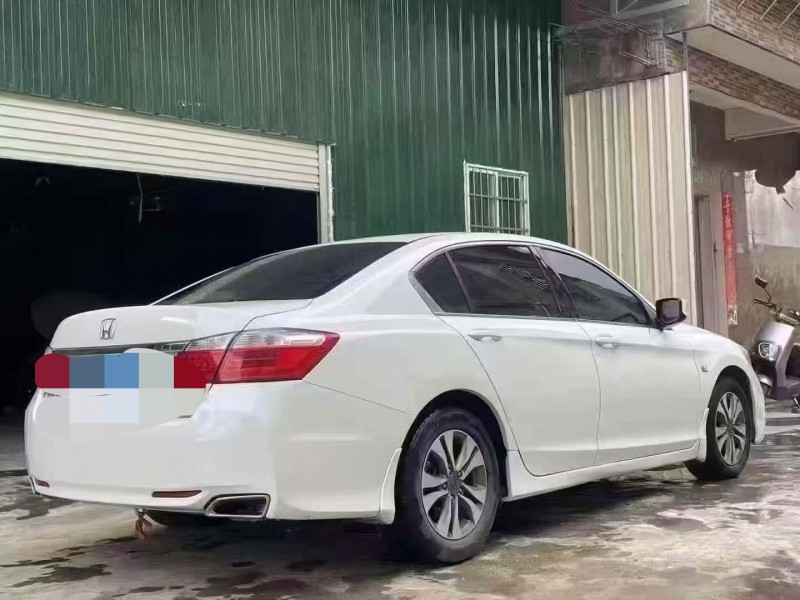 汕尾15年本田雅阁4