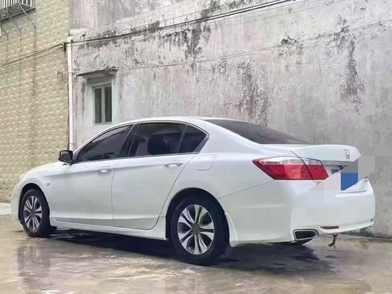 汕尾15年本田雅阁5