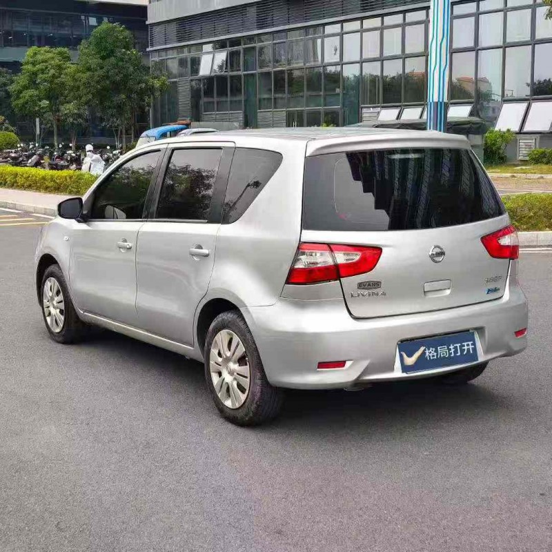 东莞15年日产骊威7