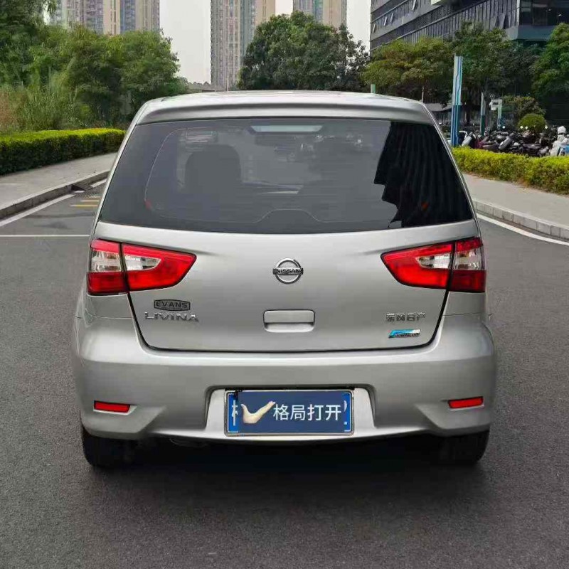 东莞15年日产骊威9