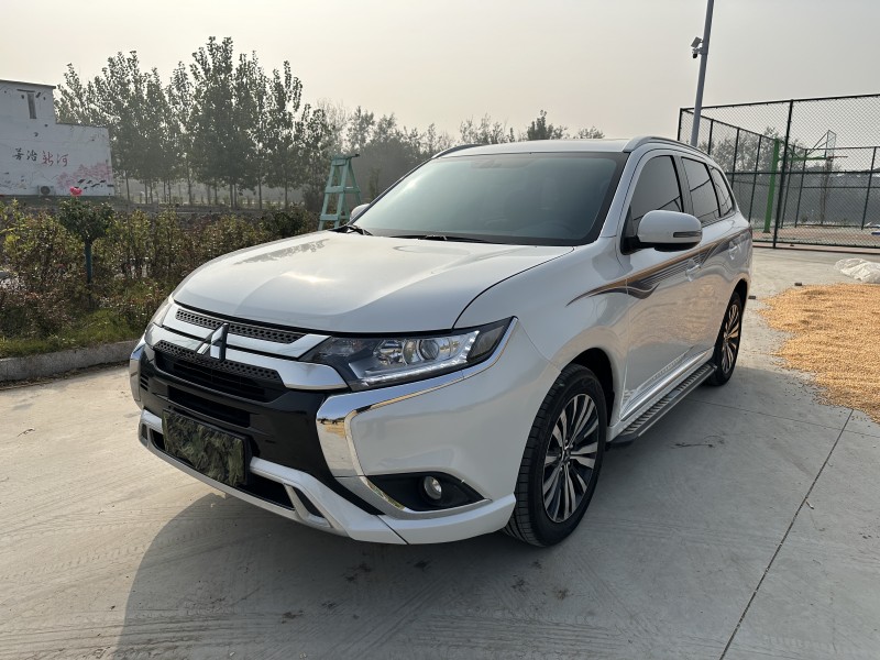 徐州22年三菱欧蓝德2