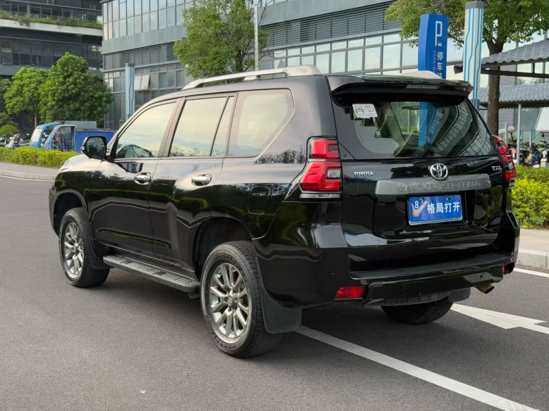 东莞19年丰田普拉多8