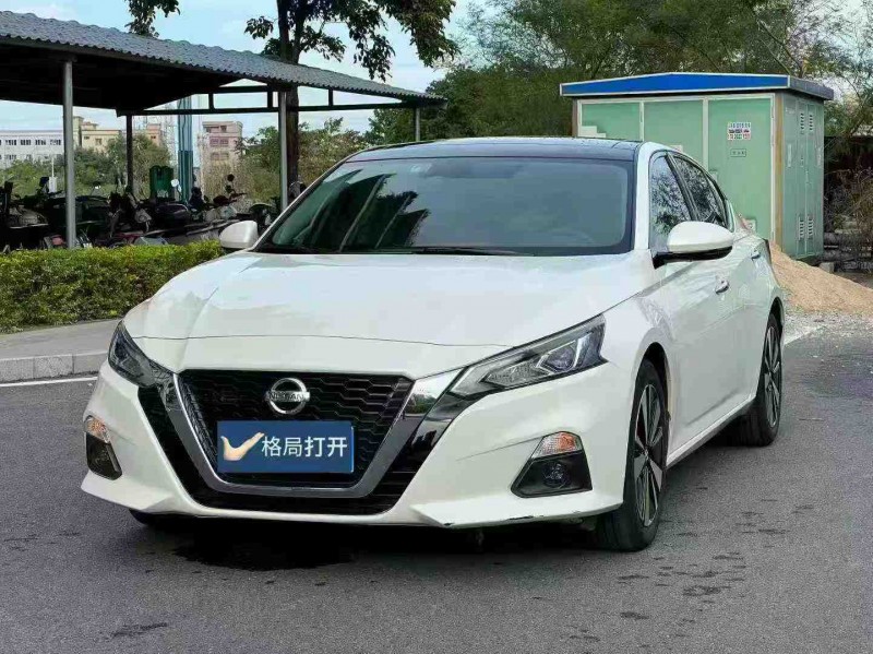 东莞22年日产天籁3