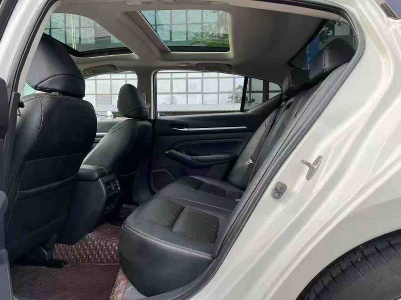 东莞22年日产天籁6