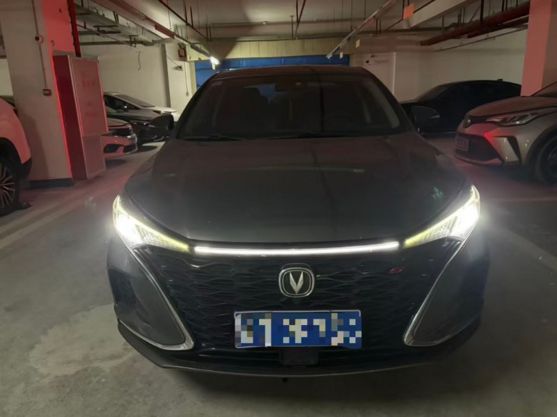 汕尾21年长安汽车逸动1