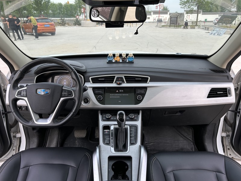 徐州17年吉利博越5