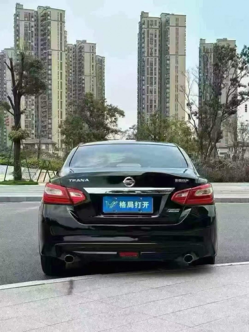 东莞18年日产天籁9