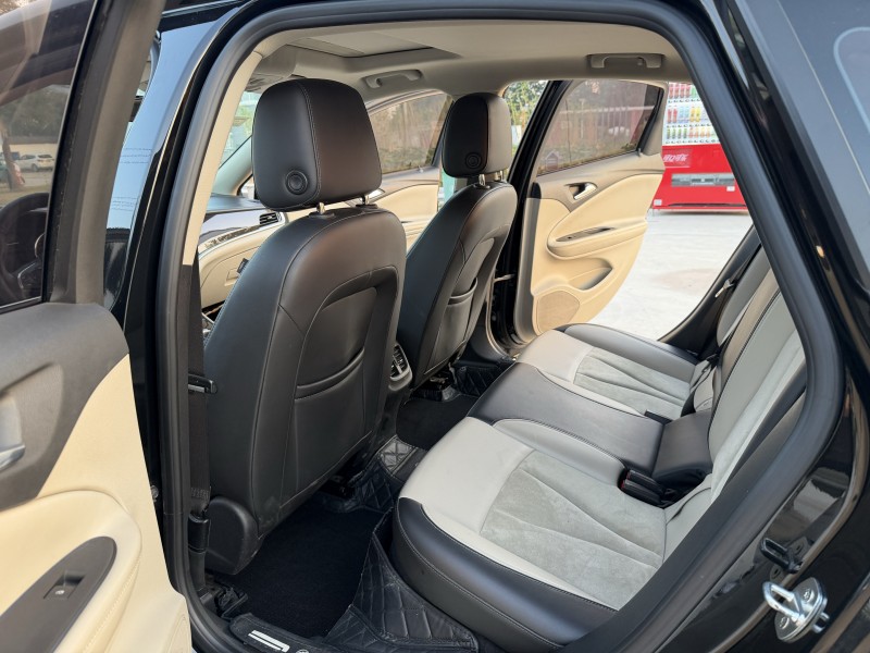 徐州19年别克威朗6