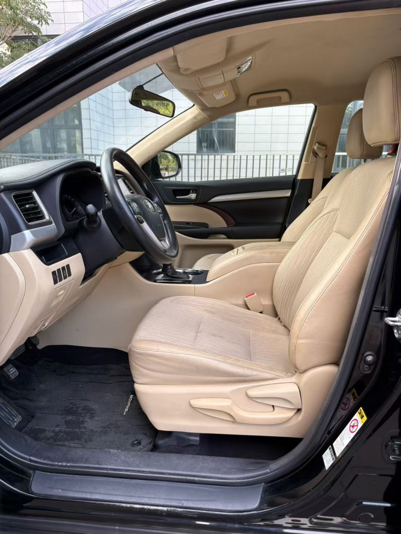 佛山16年丰田汉兰达4