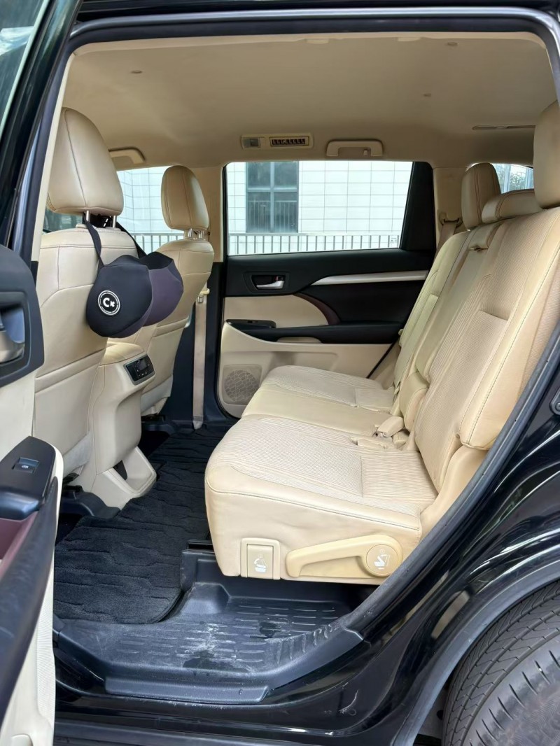 佛山16年丰田汉兰达6