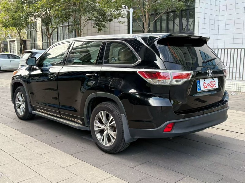 佛山16年丰田汉兰达7