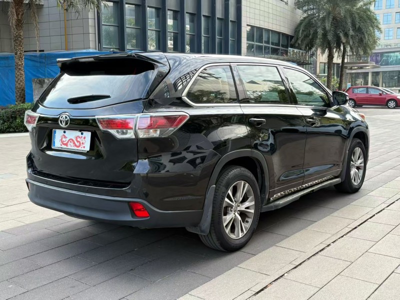 佛山16年丰田汉兰达8