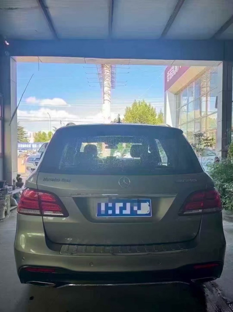 枣庄17年奔驰GLE9