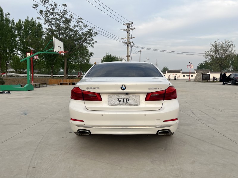 徐州20年宝马5系8
